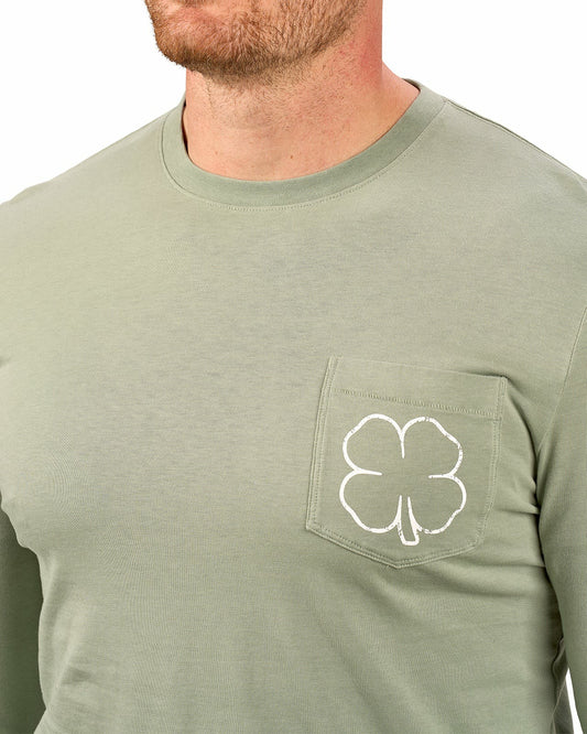 Black Clover Retro Long-Sleeved Sage Graphic T-Shirt