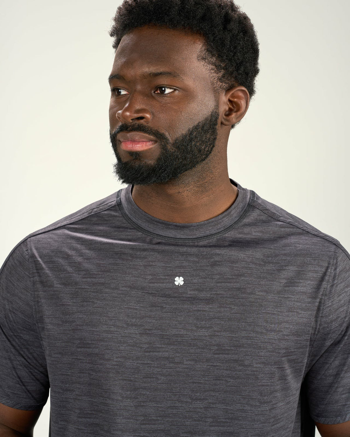 Black Clover Men's Dark Grey Athletic Fit Tee for Gym and Performance