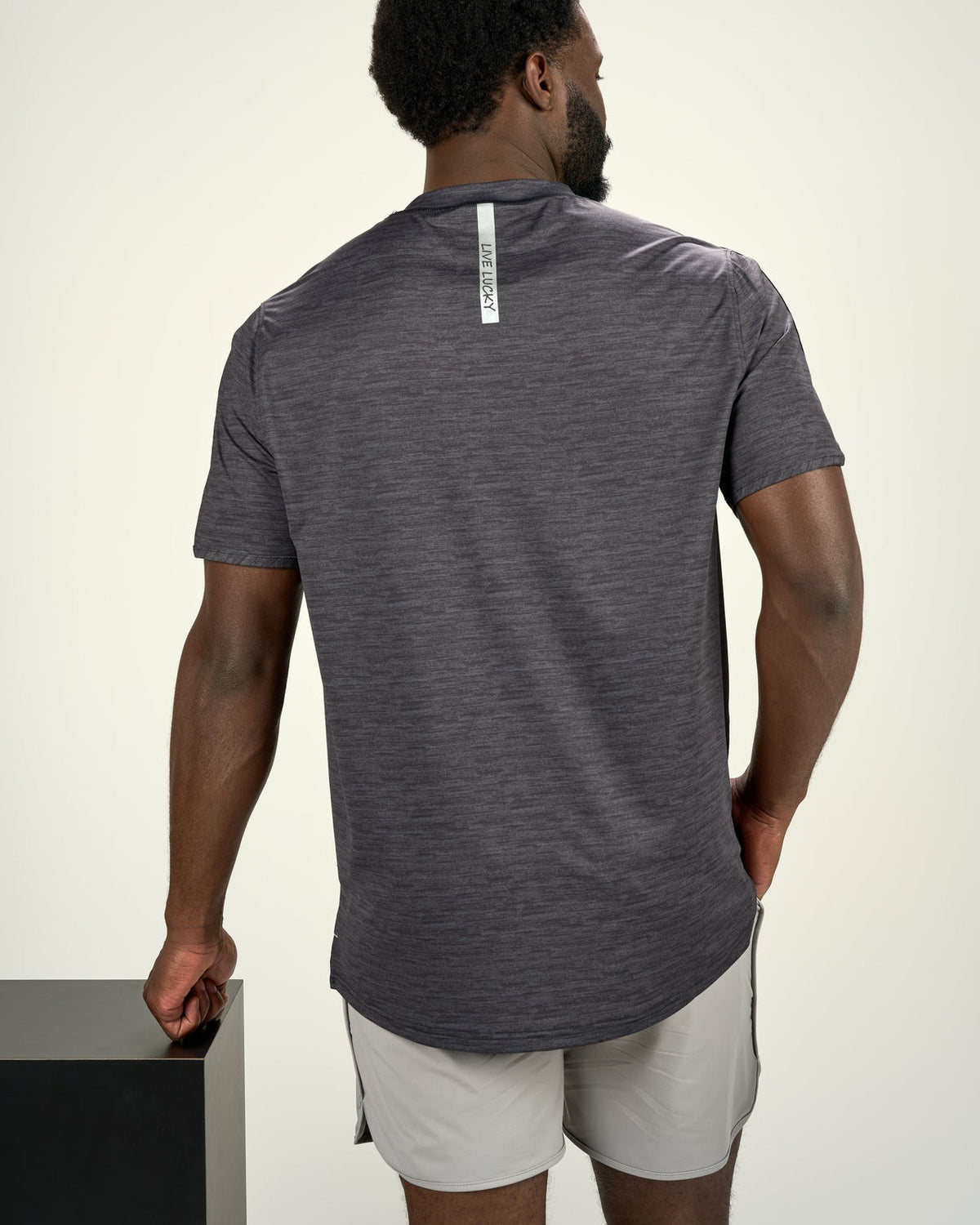 Black Clover Men's Dark Grey Athletic Fit Tee for Gym and Performance