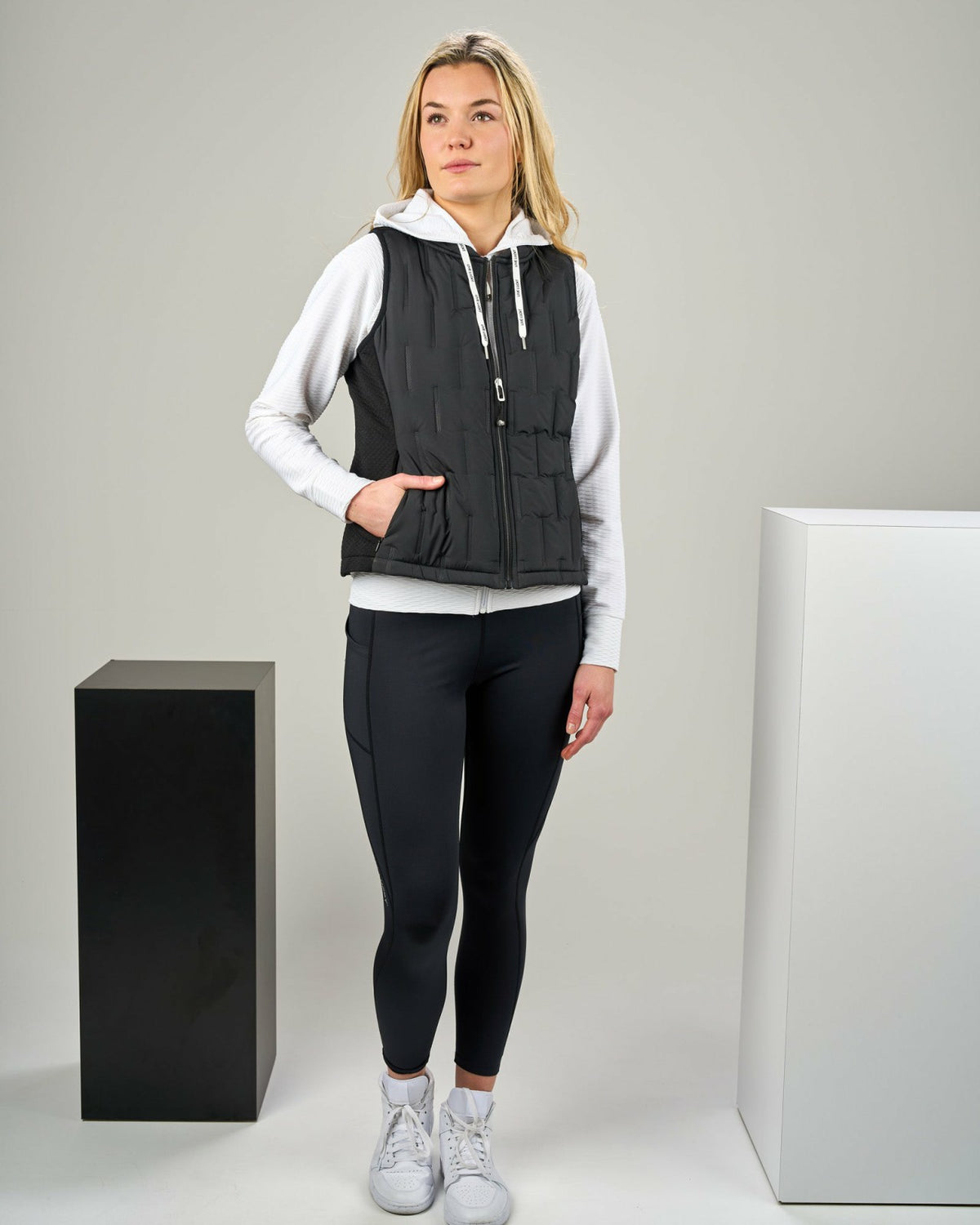Black Clover Women's Warm and Comfortable Black Puffer Vest