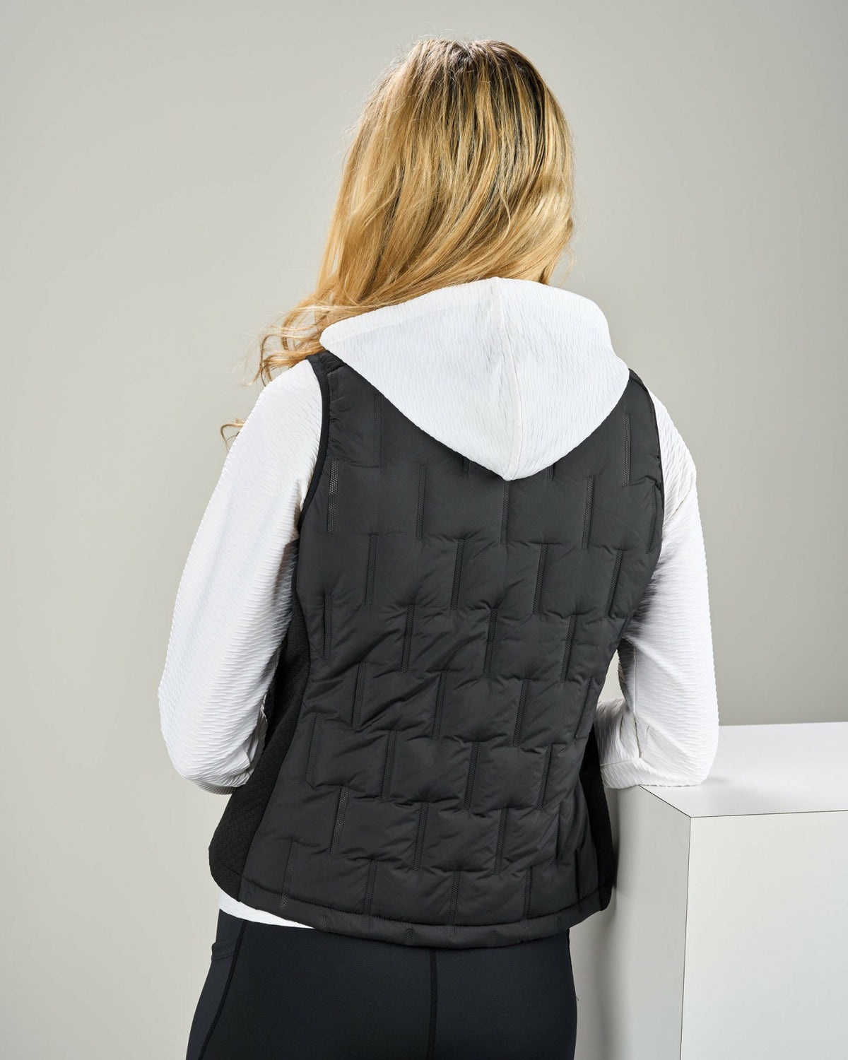 Black Clover Women's Warm and Comfortable Black Puffer Vest
