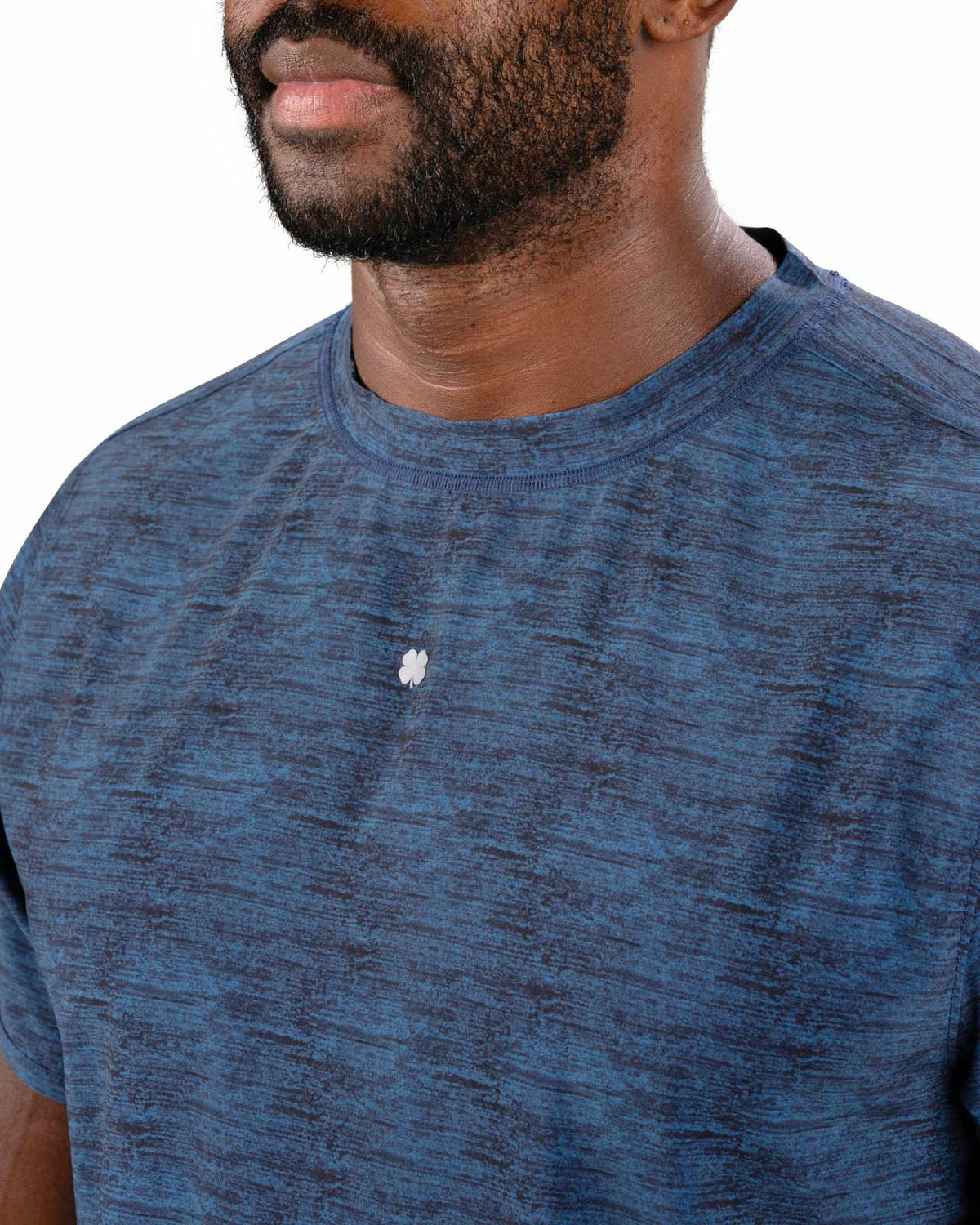 Black Clover Men's Navy Athletic Fit Tee for Gym and Performance