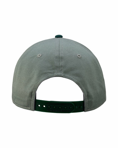 Black Clover Kids' Vintage Green Golf Snapback Hat with Clover Logo