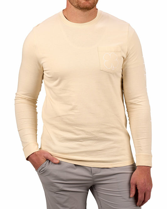 Black Clover Retro Long-Sleeved Cream Graphic T-Shirt